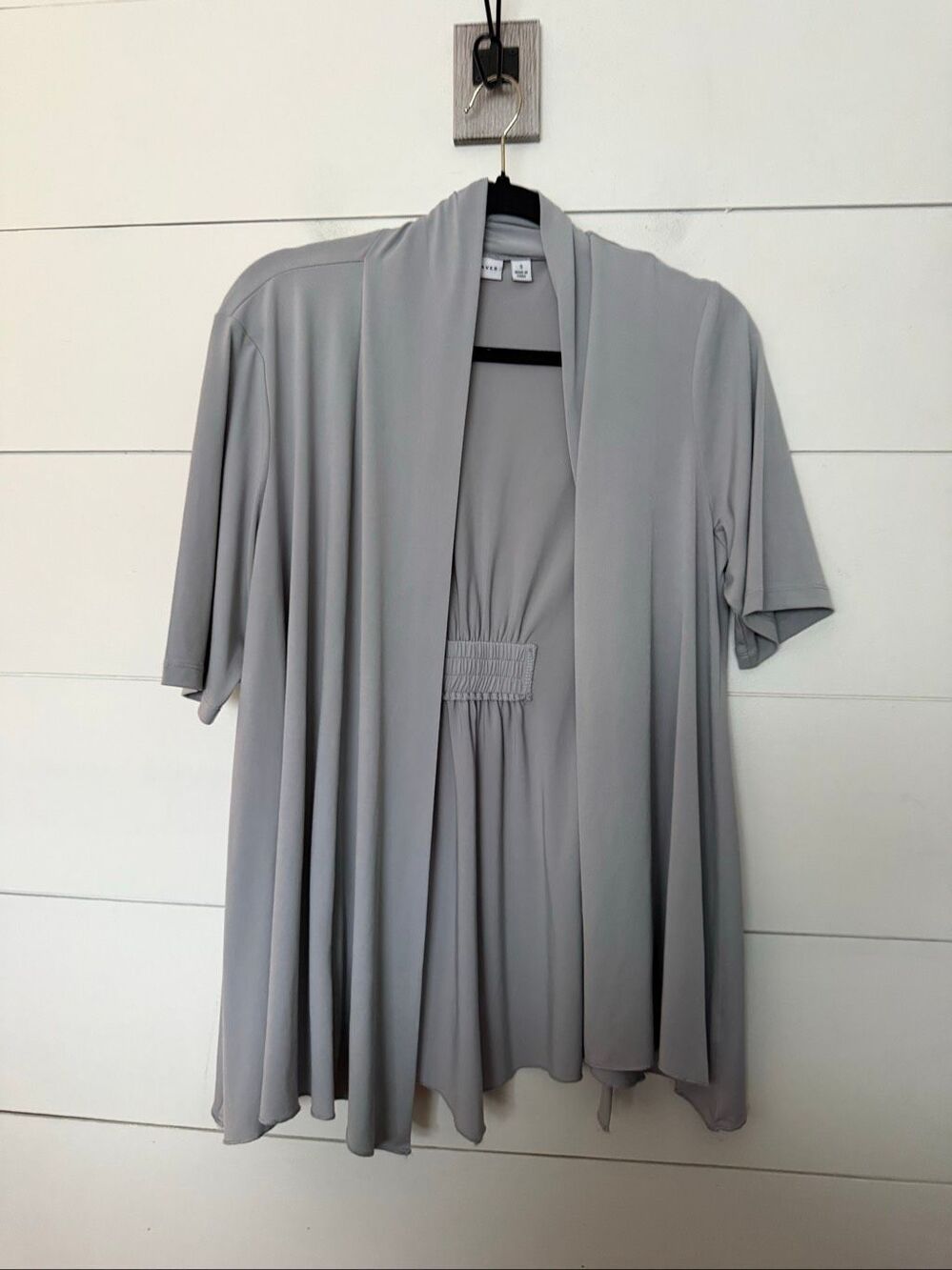 Susan Graver Women’s Small Grey Short Sleeve Stretchy Cardigan Open